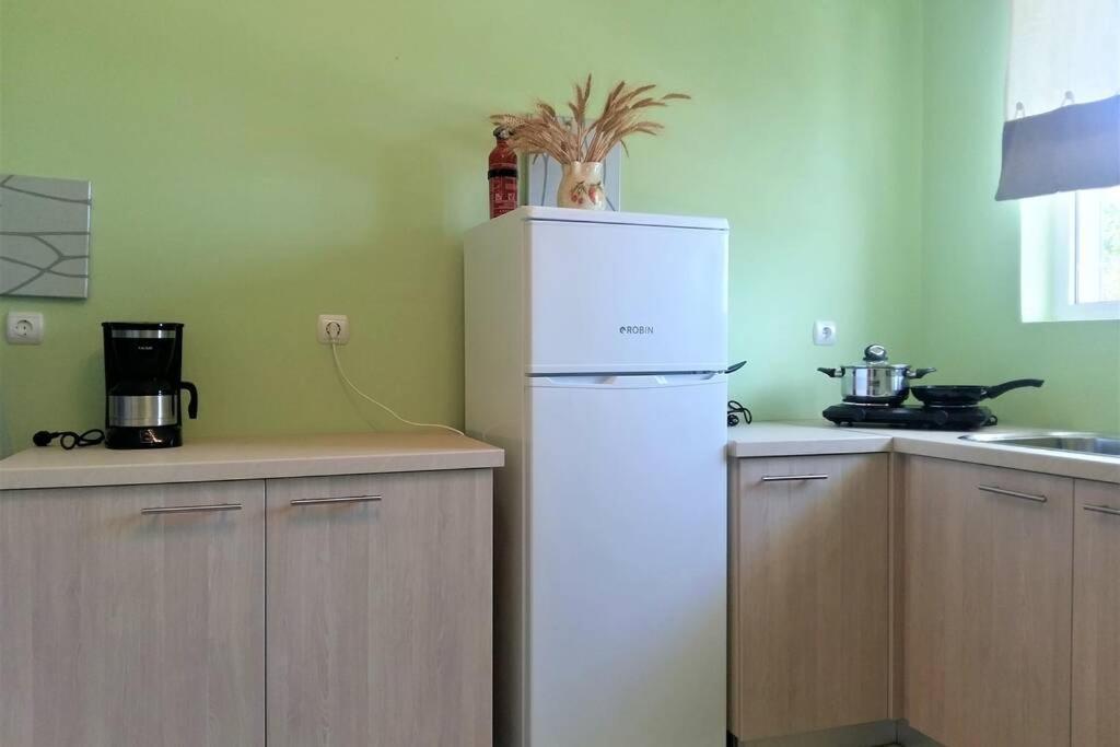 Sea And Mountains View Apartment อาร์กอสโตลี ภายนอก รูปภาพ